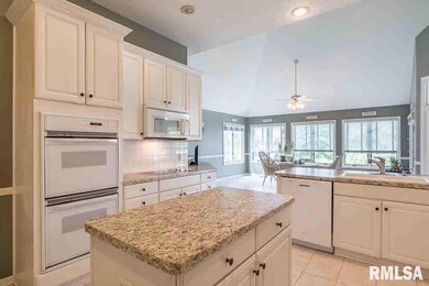 4502 Fairhaven Rd, Davenport, IA 52807 - photo 5