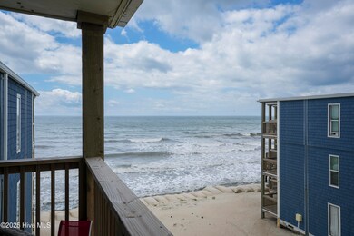 360 Topsail Reef - Exterior - Edited_1