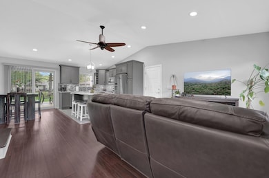 4-web-or-mls-421-canterwood-ct