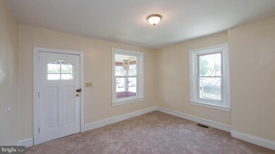 629 N Cannon Ave, Lansdale, PA 19446 - photo 4