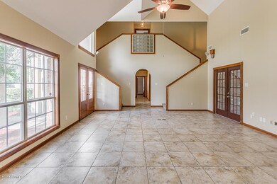 222 Revere - Vacant-9057