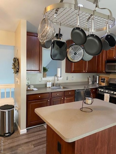 239 Andover Woods Dr unit 64, Fenton, MI 48430 - photo 7