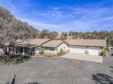 2155 El Faro Way, La Grange, CA 95329 - photo 4