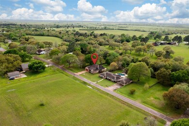 15575 Kitty Hawk Dr, Waller, TX 77484 - photo 2