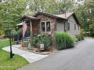 185 Laurel Cir, Hawley, PA 18428 - photo 3