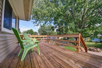 3139 Pebble Dr SW, Cedar Rapids, IA 52404 - photo 4