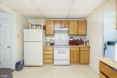 421 N George St, York, PA 17401 - photo 7