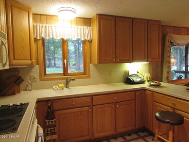 111 Hillcrest Dr, Hawley, PA 18428 - photo 5