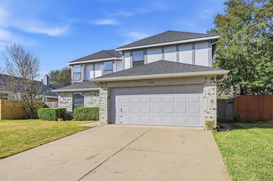 2106 Foley Dr, Arlington, TX 76013 - photo 2