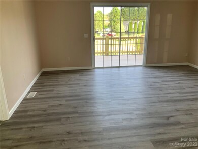 2240 Pace Rd, Hendersonville, NC 28792 - photo 3