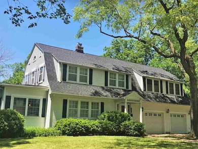 1715 Birch St, Cedar Falls, IA 50613 - photo 2