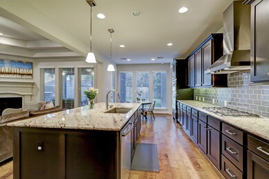 1437 Chamboard Ln, Houston, TX 77018 - photo 7