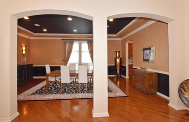 004_Dining Room