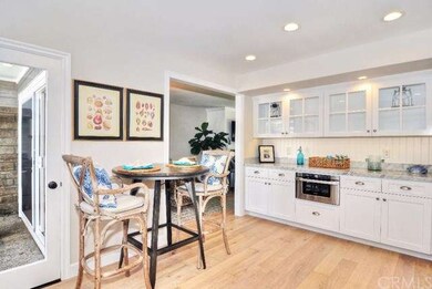 Kitchen Niche w/Microwave Drawer