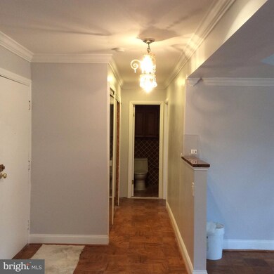 Lafayette Park unit 402, Falls Church, VA 22041 - photo 5