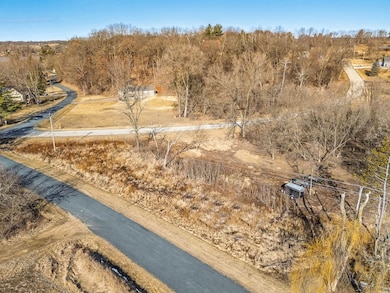 L46 Bunting E Redstone Dr, La Valle, WI 53941 - photo 5