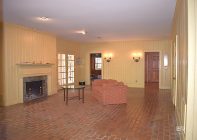 422 W Wiggins St, Monroeville, AL 36460 - photo 5