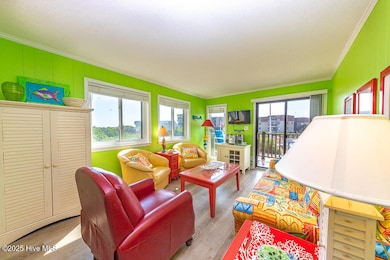 Southwinds A6 Living Room 1
