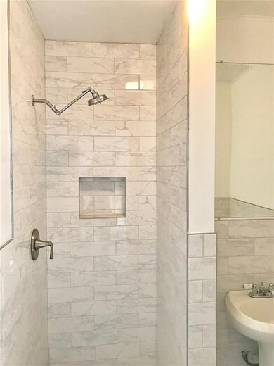 345 Pavonia Ave unit 2L, Jersey City, NJ 07302 - photo 7