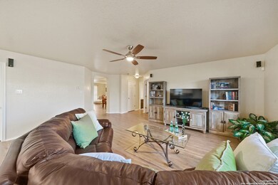 10115 Oak Saddle, San Antonio, TX 78254 - photo 6