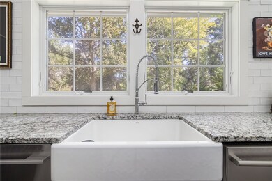 6 Shamrock Ct, Jamestown, RI 02835 - photo 3