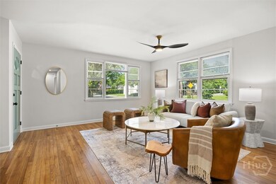 1304 NE 36th St, Savannah, GA 31404 - photo 6