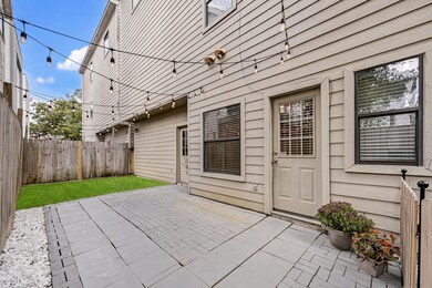 4205 Marina St unit B, Houston, TX 77007 - photo 2