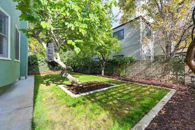 2324 4th Ave, Sacramento, CA 95818 - photo 5