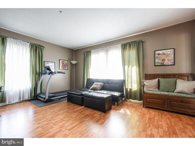 13 Bronwood Dr, Voorhees, NJ 08043 - photo 2