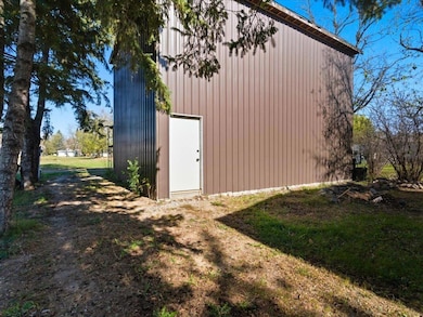 212 1st St SE, Sebeka, MN 56477 - photo 4