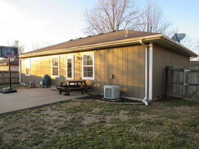 804 Scott Wayne Dr, Nixa, MO 65714 - photo 3