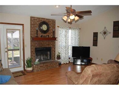 1302 Silver Maple Ln, Noble, OK 73068 - photo 5