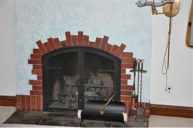 15 Northumberland St, Springfield, MA 01109 - photo 5