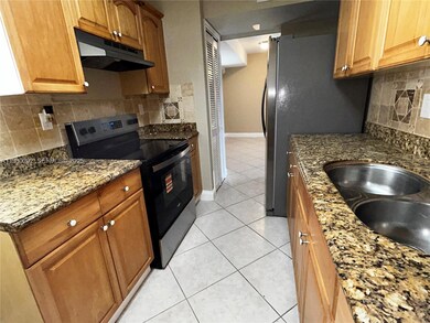6091 W 22nd Ct unit 101, Hialeah, FL 33016 - photo 5