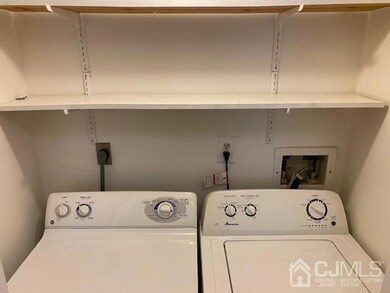 B Powderhorn Ct unit 422, Woodbridge Proper, NJ 07095 - photo 7