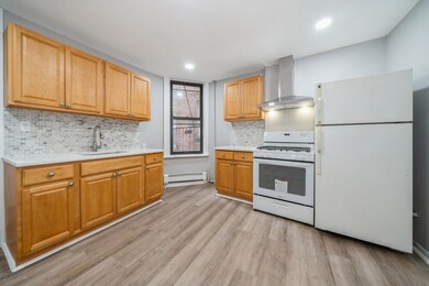 106 Baldwin Ave unit 3, Jersey City, NJ 07306 - photo 2
