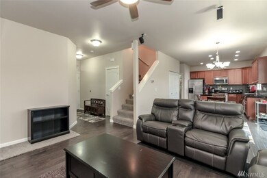 9128 Carys St SE, Yelm, WA 98597 - photo 5