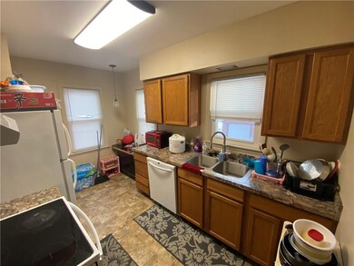 3225 Mahaska Ave, Des Moines, IA 50317 - photo 3