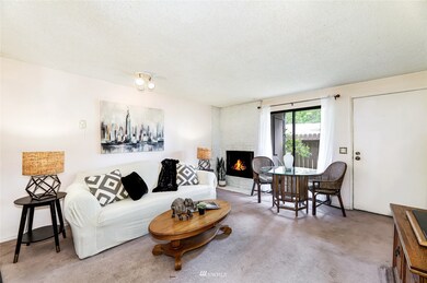 13704 37th Ave S unit 61, Tukwila, WA 98168 - photo 3