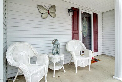 05_04_Front_Exterior_mls