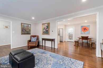 1128 Priscilla Ln, Alexandria, VA 22308 - photo 7