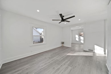 208 Bates St, Jackson, MI 49202 - photo 4