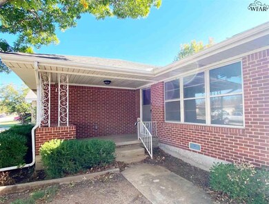 1621 Christine Rd, Wichita Falls, TX 76302 - photo 3