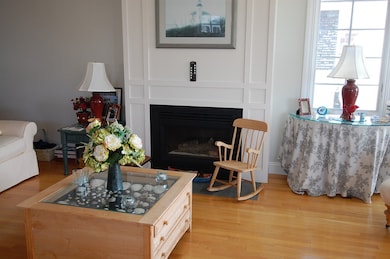 280 Elm St unit 2, South Dartmouth, MA 02748 - photo 6