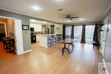 3719 Holloway Dr, Texarkana, TX 75503 - photo 5