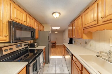 220 Bedford St unit A-10, Bridgewater, MA 02324 - photo 3