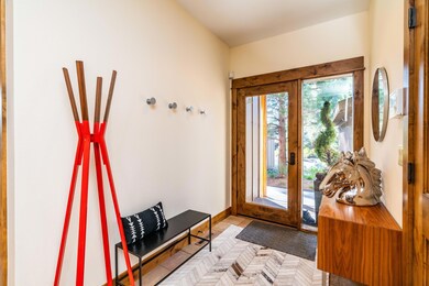 61357 Wild Rapids Dr, Bend-16