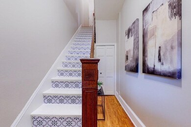 26 Grovenor Rd unit 4, Jamaica Plain, MA 02130 - photo 2