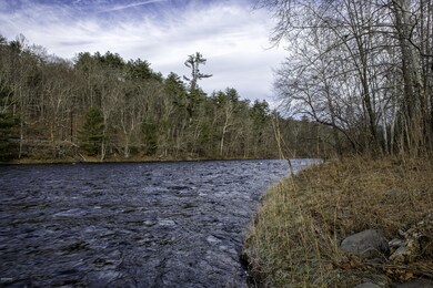 #26 Riverview Dr, Lackawaxen Township, PA 18435 - photo 2