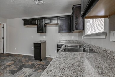 512 Center Way, El Paso, TX 79915 - photo 5